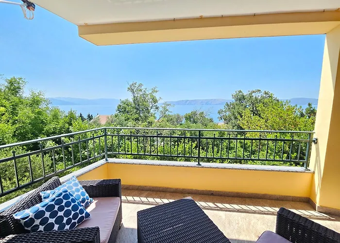 Διαμέρισμα Blaz Nv 1 - 150m From The