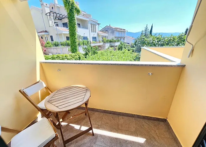 Διαμέρισμα Blaz Nv 1 - 150m From The *