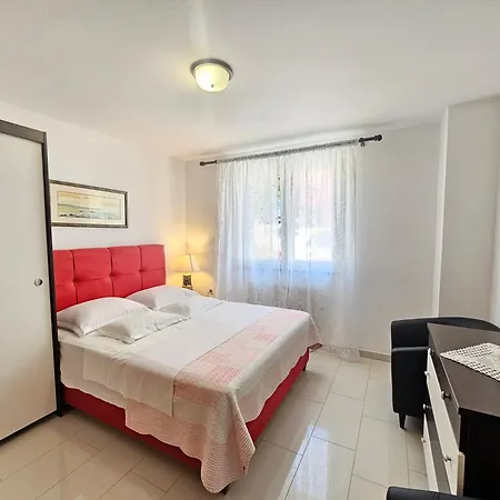 Apartmán Blaz Nv 1 - 150m From The